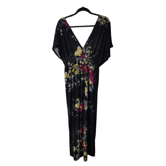 Floral Black V-Neck Maxi Dress Size 2X - Picture 5 of 7